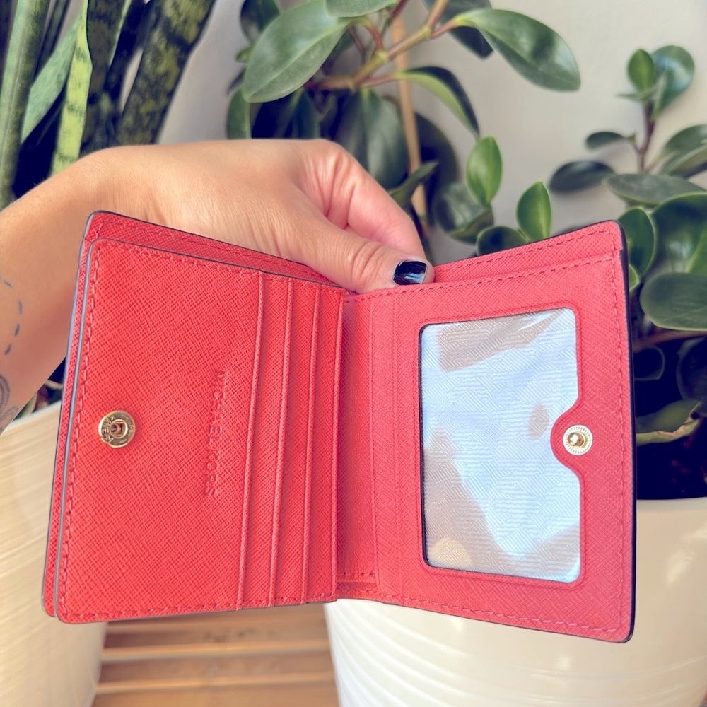 Micheal Kor Wallet - Picture 4 of 4